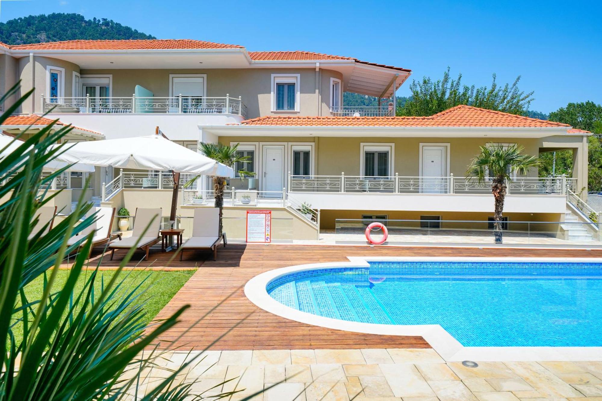 Lobelia Luxury Suites Chrysi Ammoudia Exterior photo