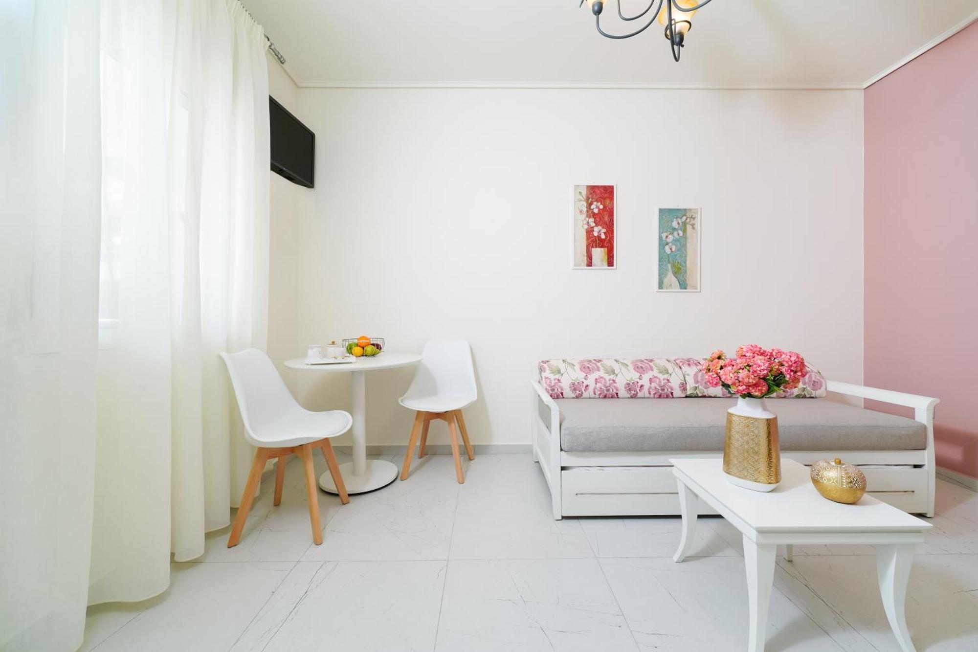 Lobelia Luxury Suites Chrysi Ammoudia Exterior photo