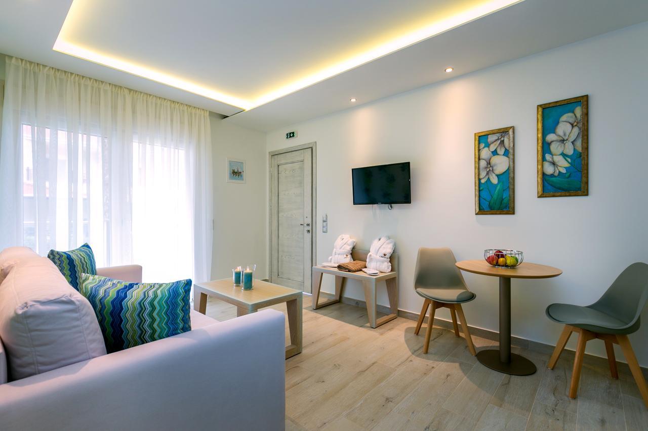 Lobelia Luxury Suites Chrysi Ammoudia Exterior photo