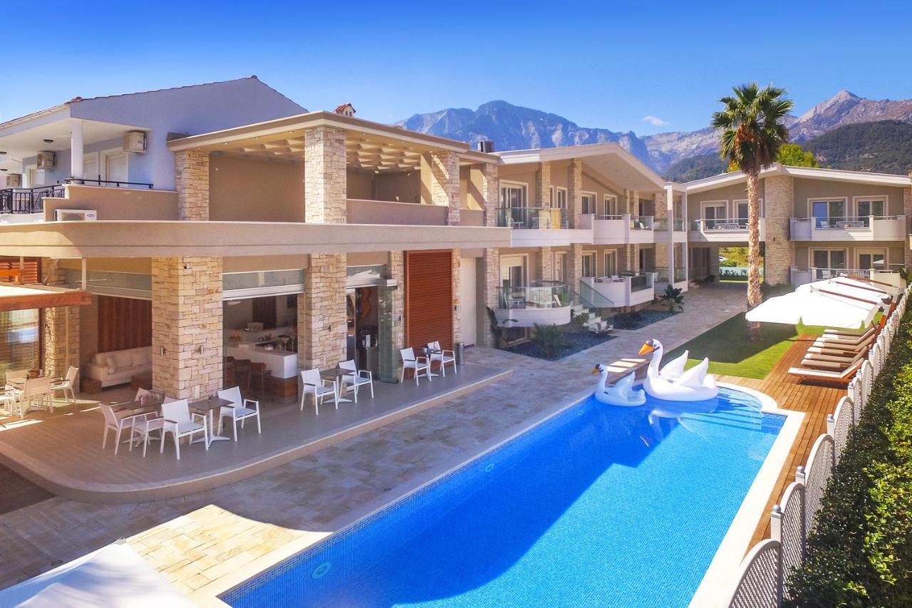 Lobelia Luxury Suites Chrysi Ammoudia Exterior photo